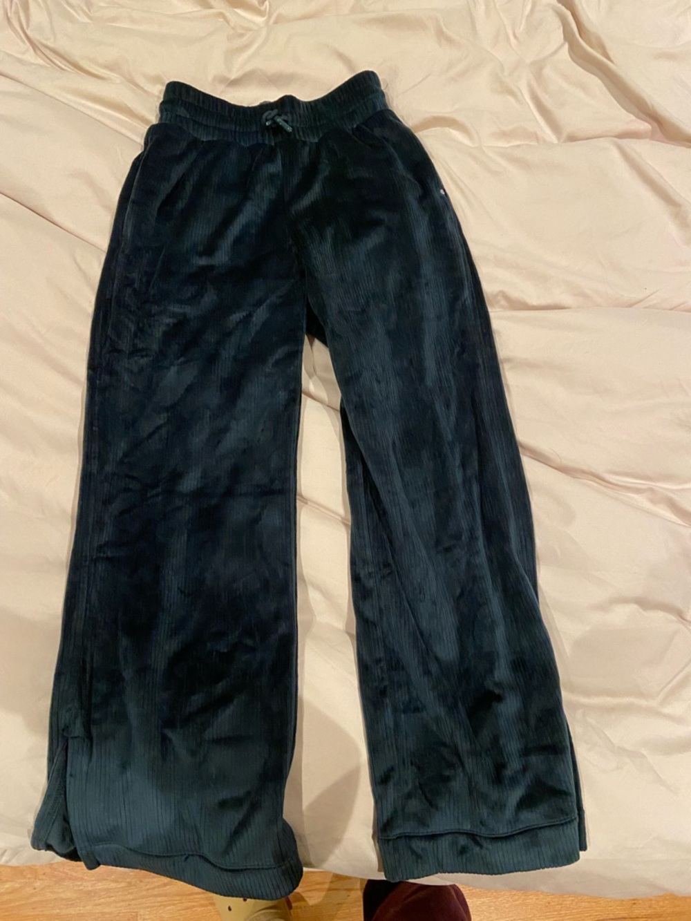 Athleta girl heavyweight velour pants medium